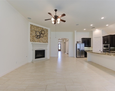 25642 Luna Vista Lane - Photo Thumbnail 18