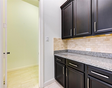 25642 Luna Vista Lane - Photo Thumbnail 47