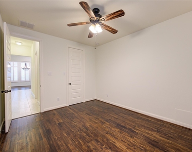 25642 Luna Vista Lane - Photo Thumbnail 37