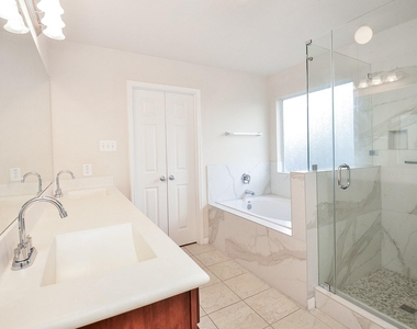 26715 Mandrake Falls Court - Photo Thumbnail 17