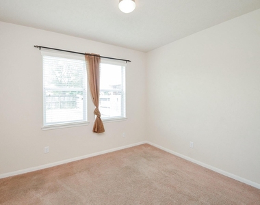 26715 Mandrake Falls Court - Photo Thumbnail 21