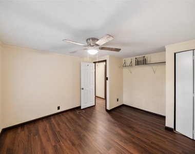 110 Charlies Lane - Photo Thumbnail 22