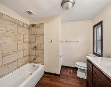 110 Charlies Lane - Photo Thumbnail 7