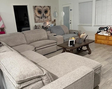 3211 S Peach Hollow Circle - Photo Thumbnail 11