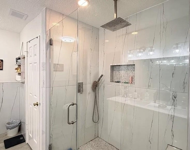 3211 S Peach Hollow Circle - Photo Thumbnail 15