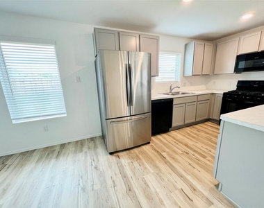 14507 Boyton Hollow Trace - Photo Thumbnail 6