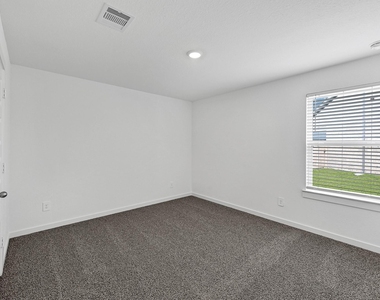 30034 Foxtail Pine Ct - Photo Thumbnail 5