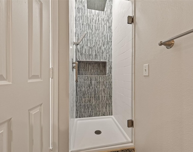 11218 Timbertree Lane - Photo Thumbnail 25
