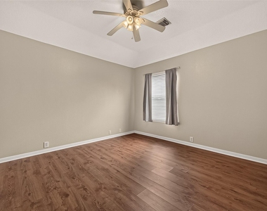 11218 Timbertree Lane - Photo Thumbnail 33