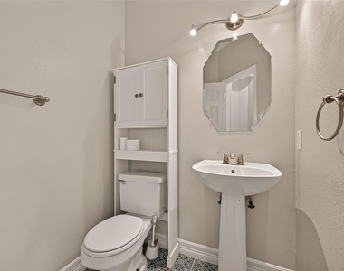 11218 Timbertree Lane - Photo Thumbnail 24
