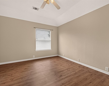 11218 Timbertree Lane - Photo Thumbnail 31