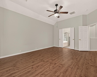 11218 Timbertree Lane - Photo Thumbnail 16