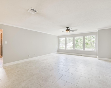 1623 Stonehaven Village Circle - Photo Thumbnail 21