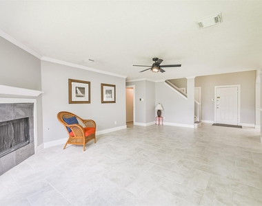 1623 Stonehaven Village Circle - Photo Thumbnail 4