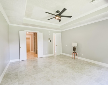 1623 Stonehaven Village Circle - Photo Thumbnail 16