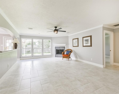 1623 Stonehaven Village Circle - Photo Thumbnail 3