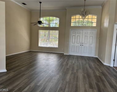 11761 Pinewood Lakes Drive - Photo Thumbnail 4