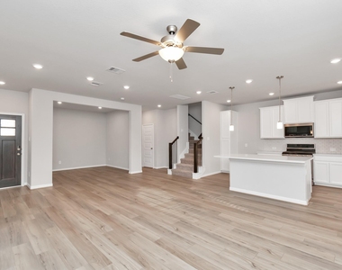 1526 Parkland Oak Drive - Photo Thumbnail 12