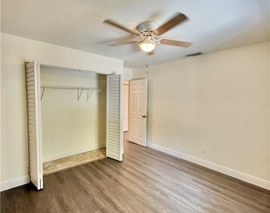6220 Timberwood Circle - Photo Thumbnail 26