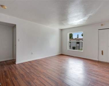 2828 Jackson Street - Photo Thumbnail 11