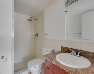 2828 Jackson Street - Photo Thumbnail 15