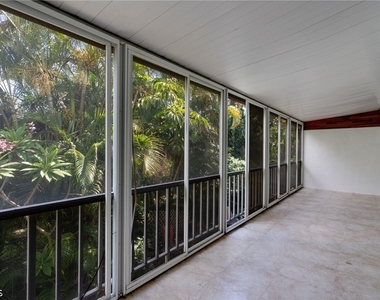 2828 Jackson Street - Photo Thumbnail 4