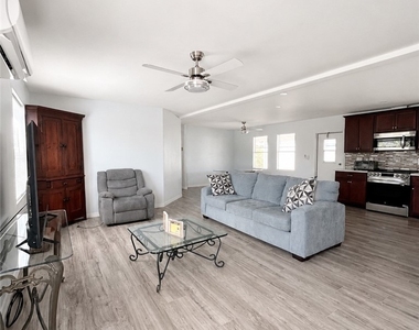 5510 Sir Walter Way - Photo Thumbnail 9