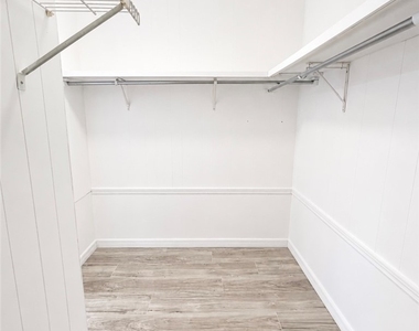 5510 Sir Walter Way - Photo Thumbnail 1