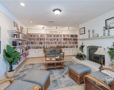 5510 Sir Walter Way - Photo Thumbnail 18