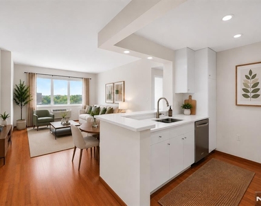 2110 City - Photo Thumbnail 7