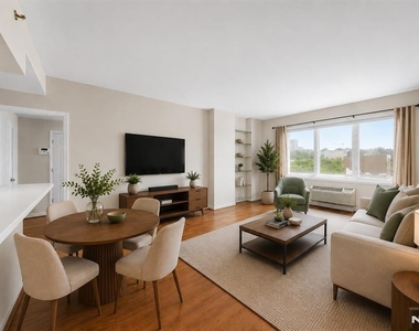 2110 City - Photo Thumbnail 10