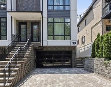 30 Lafayette - Photo Thumbnail 1
