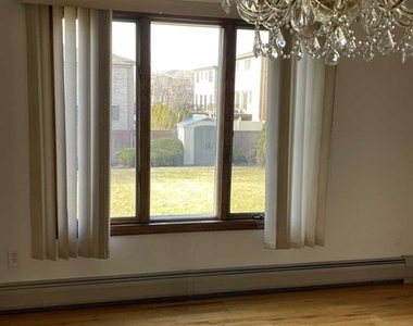 535 Hillside - Photo Thumbnail 5