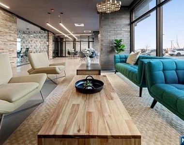 520 Cliff - Photo Thumbnail 14