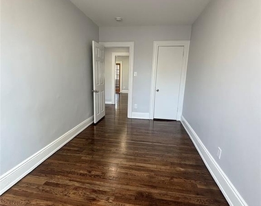 240 E Forest - Photo Thumbnail 7