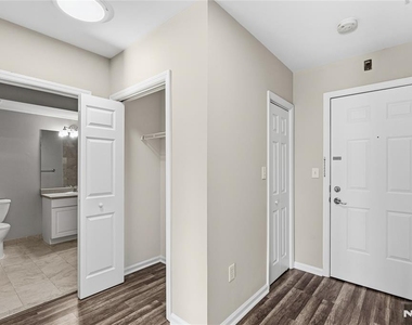 905 River - Photo Thumbnail 12