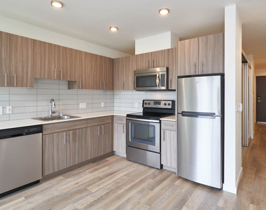 3220 California Ave Sw - Photo Thumbnail 57