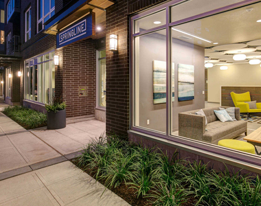 3220 California Ave Sw - Photo Thumbnail 3