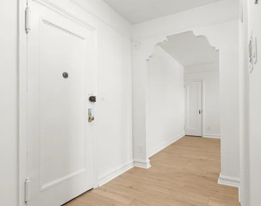 66 Avenue A - Photo Thumbnail 5