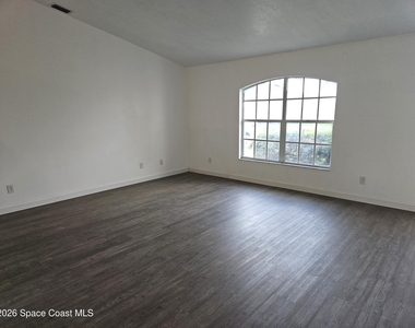 1250 Winding Meadows Road - Photo Thumbnail 4