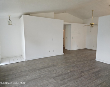 1250 Winding Meadows Road - Photo Thumbnail 5