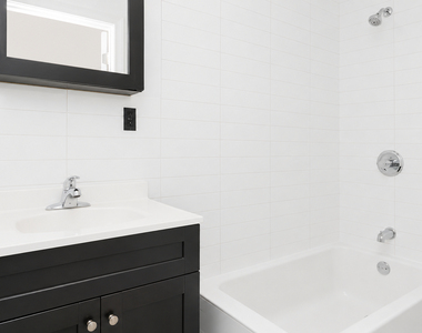 756 Marcy Avenue - Photo Thumbnail 12