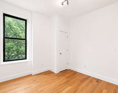 756 Marcy Avenue - Photo Thumbnail 3