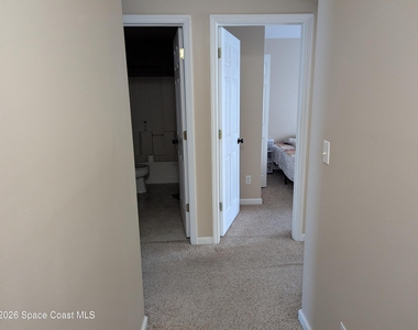 2630 Revolution Street N - Photo Thumbnail 11