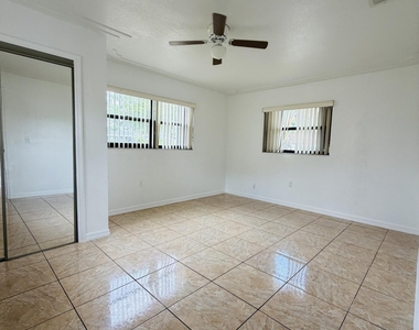 981 Palmer Street - Photo Thumbnail 4
