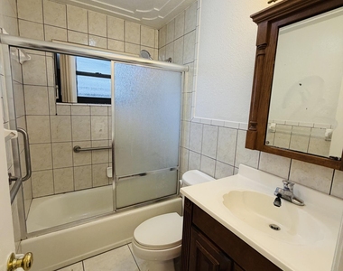 981 Palmer Street - Photo Thumbnail 5
