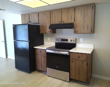 530 Rio Lane - Photo Thumbnail 6