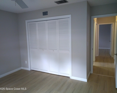 530 Rio Lane - Photo Thumbnail 13