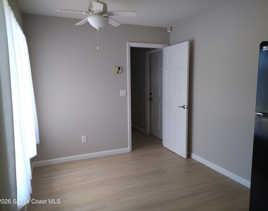 530 Rio Lane - Photo Thumbnail 7
