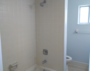 530 Rio Lane - Photo Thumbnail 14